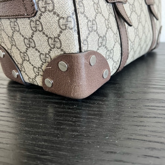 Authentic Gucci GG Supreme Tote Bag. - Picture 9 of 16